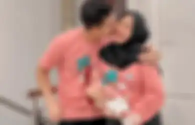 Belum Genap Sebulan jadi Orang Tua, Ria Ricis Banjir Hujatan dari Netizen Persoalkan Cara Sang YouTuber Asuh Baby Moana, Istri Teuku Ryan : Emang Kampungnya di mana sii?