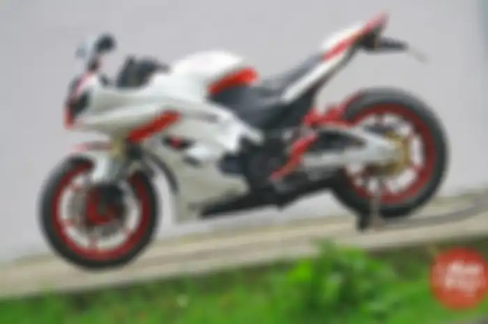 Nuansa Ninja karbu hilang berganti dengan lekuk bodi R6
