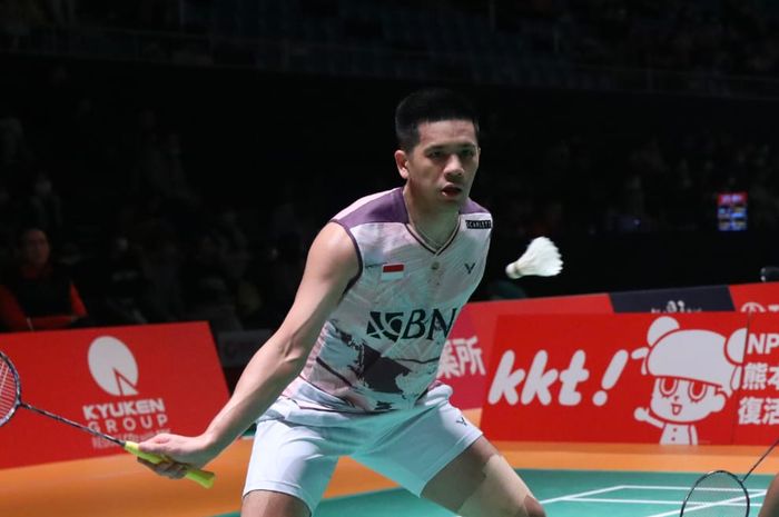 Pasangan ganda putra Indonesia, Pramudya Kusumawardana/Yeremia Erich Yoche Yacob Rambitan pada babak 16 besar Kumamoto Masters 2023 di Kumamoto Prefectural Gymnasium, Kumamoto, Jepang, Kamis (16/11/2023).