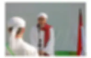 Buya Yahya Menyebutnya Sah-sah Saja Dilakukan, Simak Hukum Titip Doa pada Orang Alim, Ternyata Ada Syarat Khusus Ini