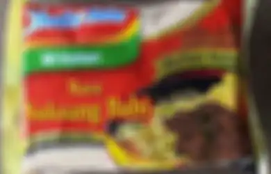 Viral Indomie Rasa Saksang Babi, Ternyata Cuma Editan alias Hoaks