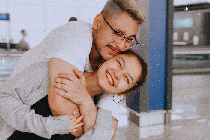 Siti Badriah dan Krisjiana
