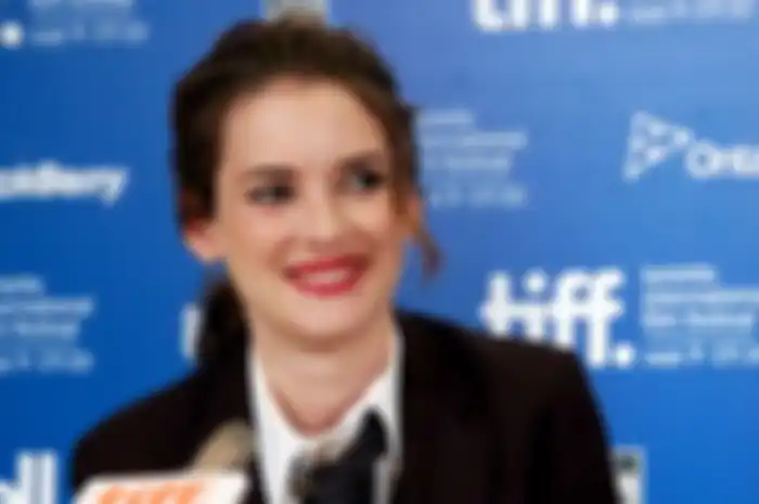 Winona Ryder ngaku hidupnya berantakan pas abis putus sama Johnny Depp!