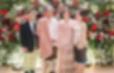 Hadir di Pernikahan Sang Kakak, Adik Indah Permatasari Akui Bahagia Sekaligus Sedih