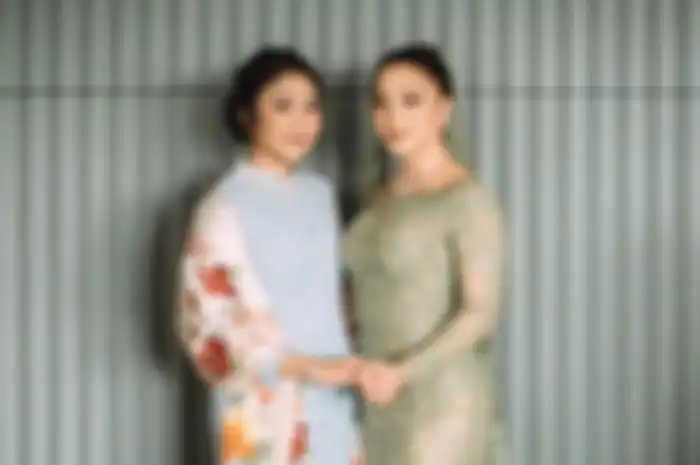 Penampilan Winona Willy dengan kebaya di acara pertunangan Nikita Willy