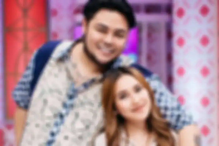 Pergoki Ayu Ting Ting Gandengan dengan Pacar Baru, Ivan Gunawan Sindir sang Biduan: Entar Kaya Didi Riyadi