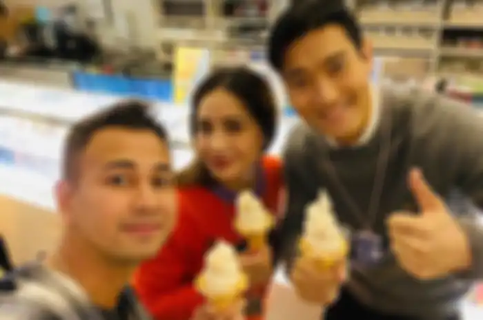 Girang sambut kedatangan Siwon Choi, Raffi Ahmad dan Nagita Slavina sampai siapkan karpet merah di depan rumahnya
