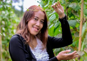 Cerita Sukses Milenial, Jatu Barmawati Bangga Jadi Petani Perempuan