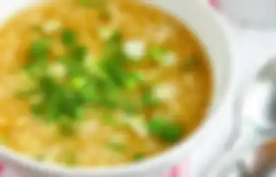 Musim Hujan Enaknya Makan Sup Telur Hangat, Cobain Resepnya!