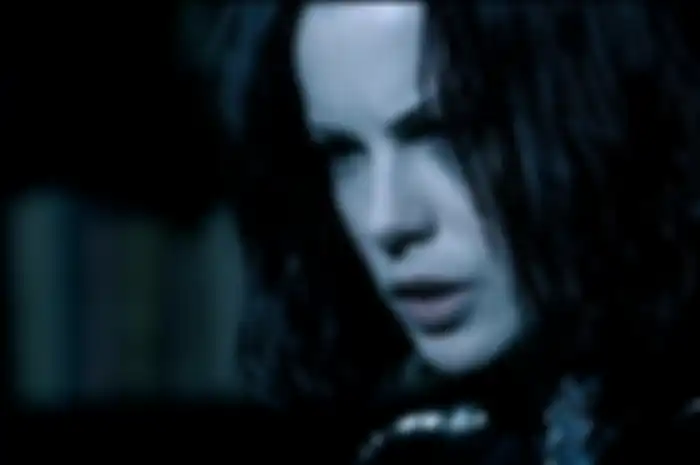 Film Underworld akan tayang malam ini di Trans TV.