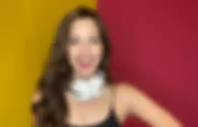 Kelewat Lebay, Tingkah Menye-menye Nia Ramadhani Saat Jalani Swab Test Justru Bikin Netizen Jengkel: Jijik Banget Sih!
