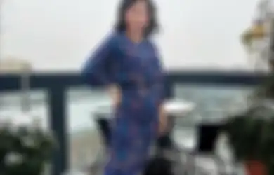 Biasa Pakai Daster Murah Meski Punya Suami Tajir Melintir, Penampilan Seksi Sarwendah Pakai Cheongsam Modifikasi Semi Transparan Ini Jadi Sorotan