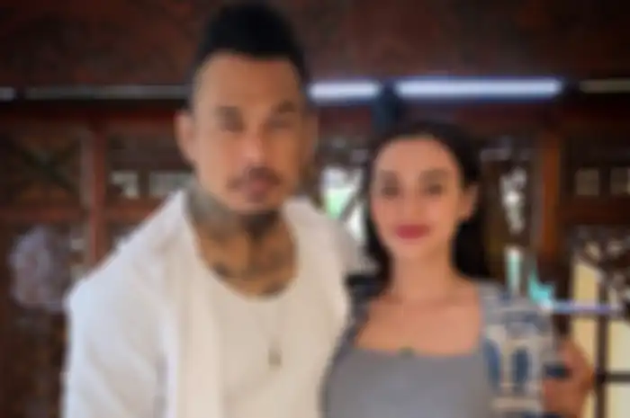 I Gede Aryastina (Jerinx) dan sang istri Nora Alexandra