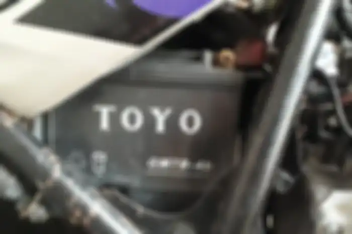 Cara deteksi aki motor yang lemah.