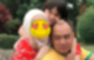Kecantikannya Mampu Saingi Nia Daniati Hingga Model Senior Dewi Rezer, Ini Dia Sosok Istri Kedua Azis Gagap yang Mencuri Perhatian