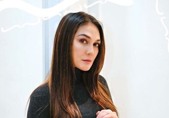Luncurkan Produk Makeup Sendiri, Luna Maya Tampil dengan Gaya Kasual Kenakan Sepatu Harga Fantastis