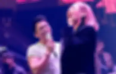 Dunia Serasa Milik Berdua yang Lain Numpang, Ariel NOAH dan BCL Lagi-lagi Umbar Kemesraan di Atas Panggung Konser Musik, Netizen: Janda Semakin Meresahkan!