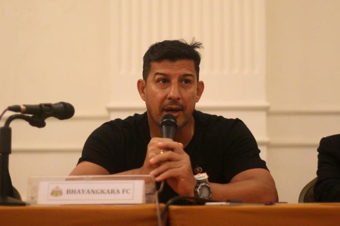 Pelatih Bhayangkara FC, Alfredo Vera