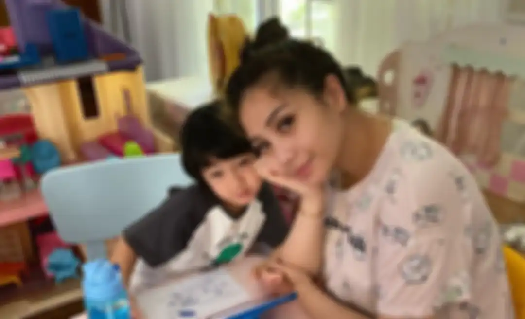 Nagita Slavina tanyakan cita-cita Rafathar