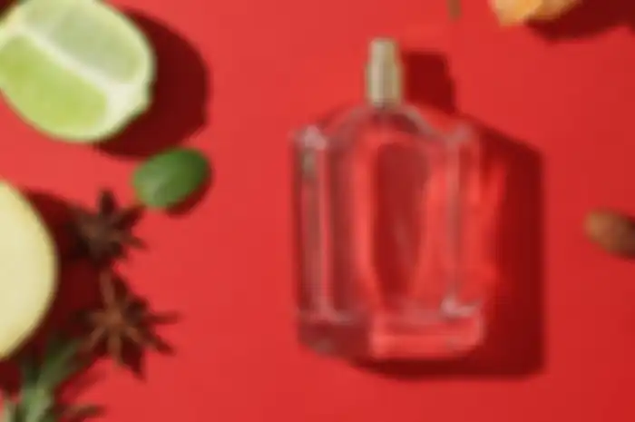 Komponen yang membuat parfum wangi tahan lama