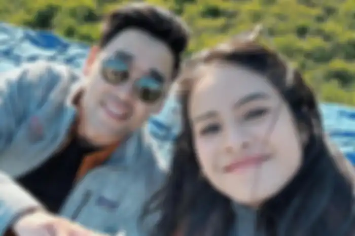Jesse Choi dan Maudy Ayunda