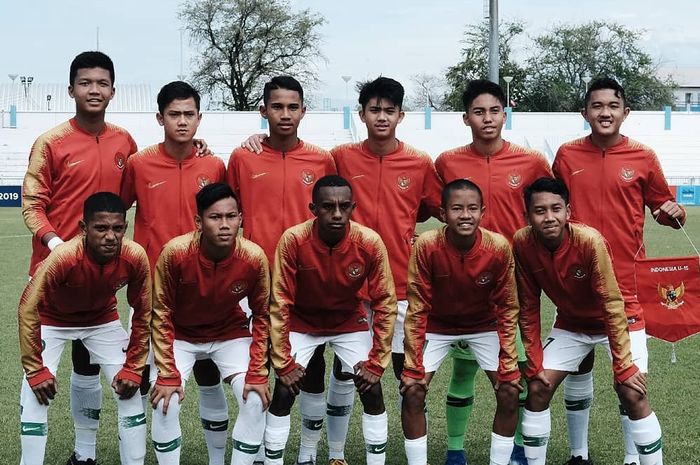 Skuad timnas U-15 Indonesia berfoto jelang laga Piala AFF U-15 2019 kontra Vietnam, Sabtu (27/7/2019).