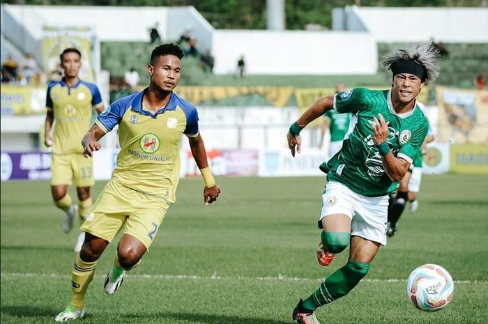 Suasana pertandingan antara Barito Putera melawan PSS Sleman, Jumat (14/7/2023).