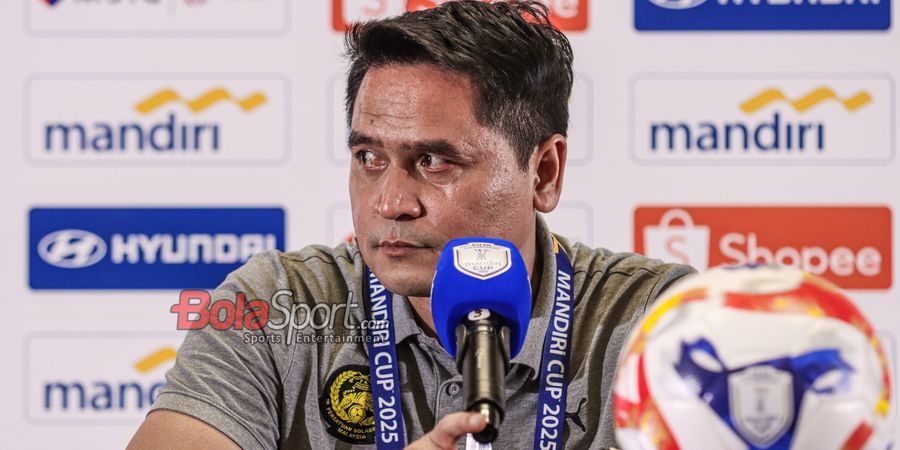 ASEAN Cup U-23 2025 - Malaysia Tersingkir Memalukan, Pelatihnya Nangis Singgung Suporter Indonesia