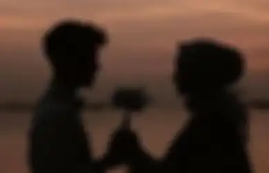 Pacaran Berantem Terus? Ini Tanda Kamu Punya Masalah Komunikasi!