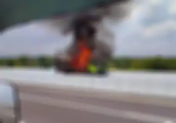 Bikin Nyesek, Truk Bawa 39 Motor Baru Hangus Terbakar di Tol Nganjuk
