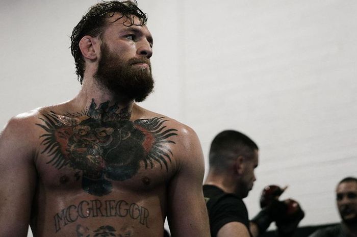 Petarung UFC asal Irlandia, Conor McGregor, bakal kembali ke oktagon pada 18 Januari 2020.