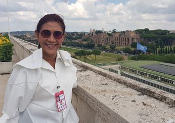 Disuguhi Air dalam Botol Plastik di Istora Senayan, Susi Pudjiastuti Langsung Teriak: Bulan Lalu Saya Demo di Istana, Sekarang Saya Demo Anak Muda!