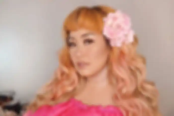 Pinkan Mambo minta maaf atas tindakannya yang menyinggung artis lain.