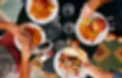Orang Sering Tertular Covid-19 dari Acara Makan Bersama, Ini Kata WHO