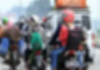 Bikin Ngakak Pemudik Motor Asal Kediri Bisa Lupa Ketinggalan Istri dan Anaknya di Brebes