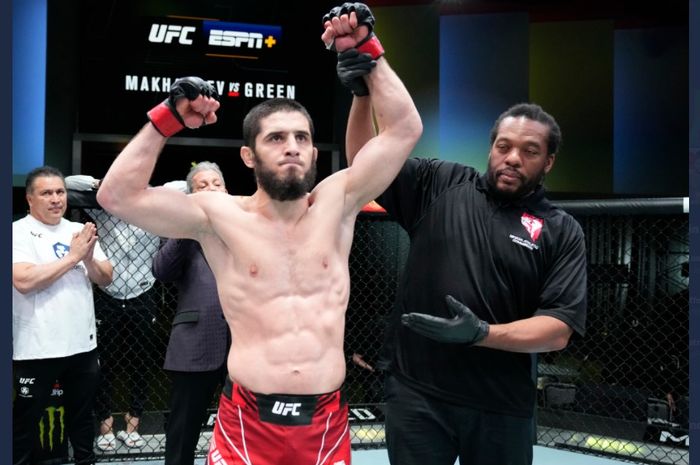 Manajer buka suara terkait kabar Islam Makhachev sakit jelang berduel di UFC 311.