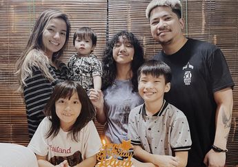 Pernah Terjerembab dalam Pergaulan Bebas, Sheila Marcia Banyak Belajar dan Tanamkan Hal Ini Pada Anak-anaknya