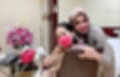 Dikira Bakal Langgeng Usai Menikah Lagi dengan Sosok Konglomerat Ini, Mama Rieta Justru Gugat Cerai Sang Suami