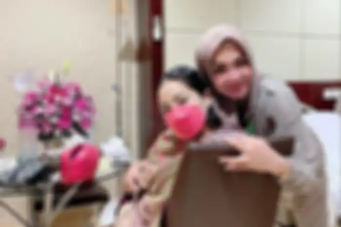Nagita Slavina dan Mama Rieta 