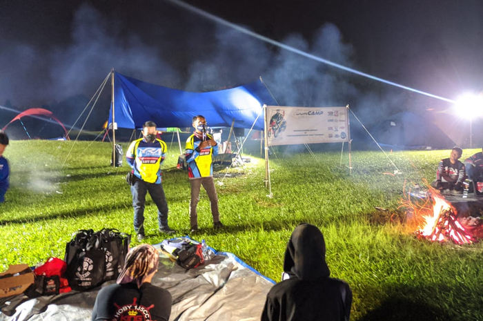 YRFI Jakarta gelar Tourcamp dan Charity seru.