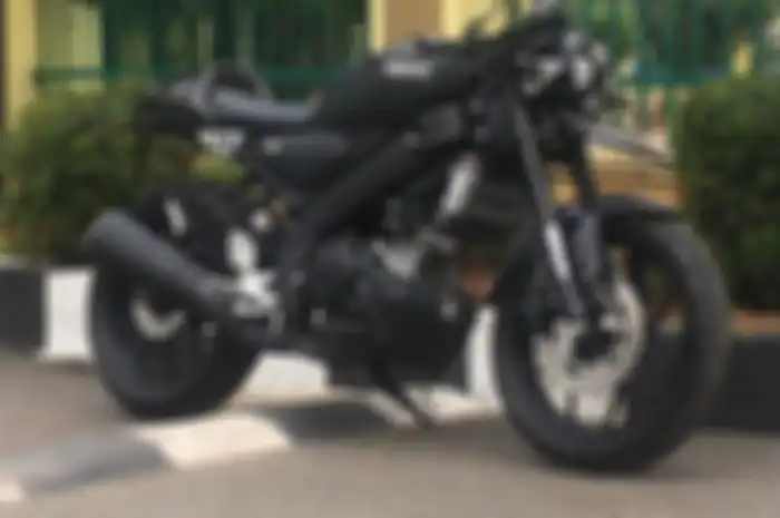 Tren modifikasi Yamaha XSR 155 di Palembang, hadirkan suasana nostalgia, intip detailnya.
