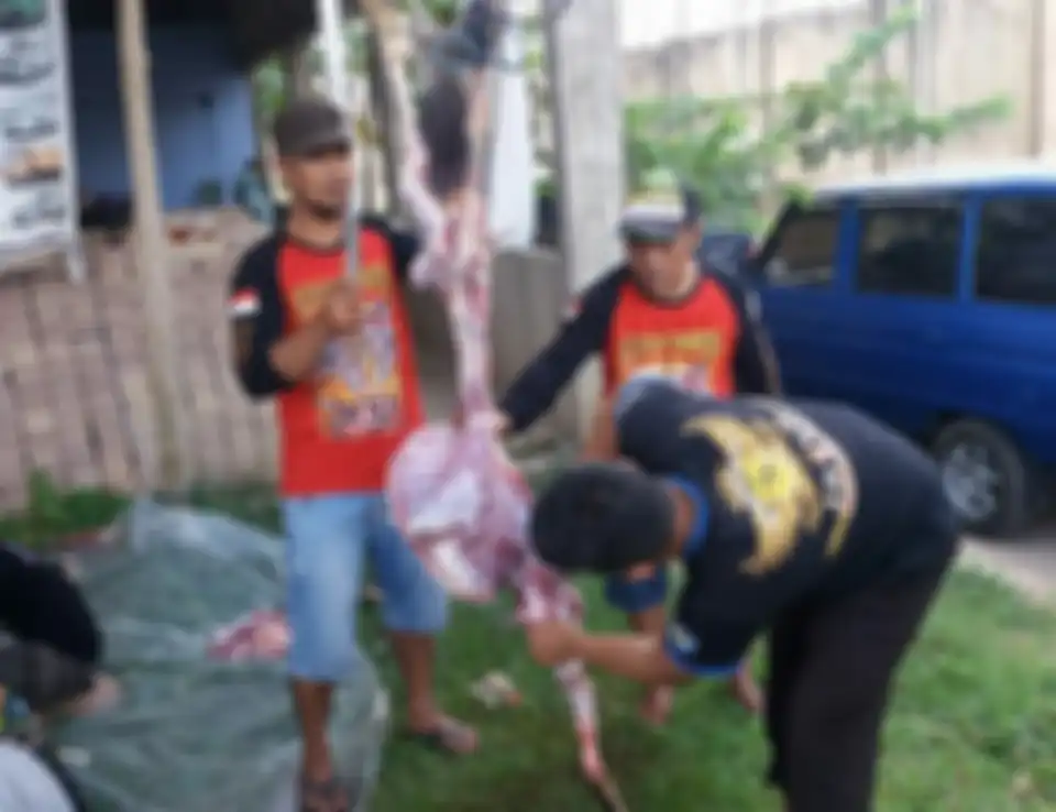 Berbagi rezeki di Hari Raya Idul Adha