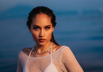 Tajir Ga Main-main, Cinta Laura Rayakan Ulang Tahun Pakai Dress Seksi Rancangan Desainer!