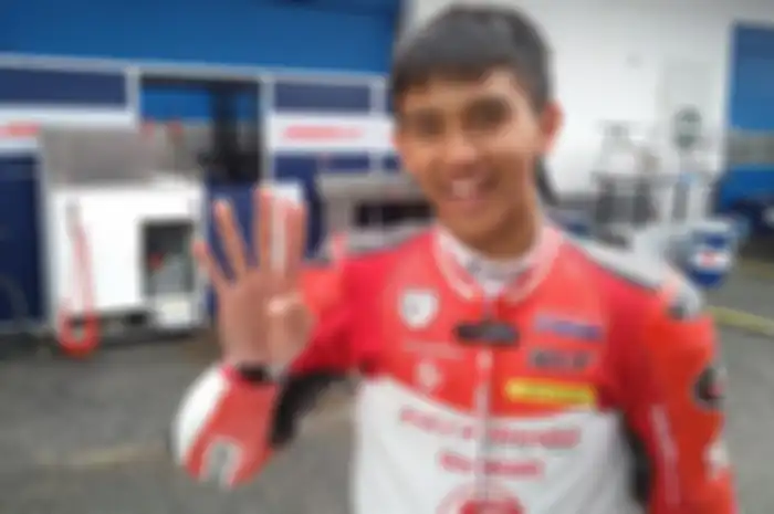 Mario Suryo Aji finis 4 di FIM CEV Moto3 Portugal memecahkan rekor sebagai pembalap Indonesia terbaik di ajang ini sejak 2016