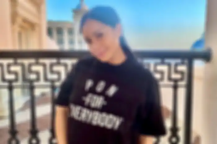 Cantiknya Nggak Kaleng-kaleng, Bak Tak Ada Haters Nagita Slavina Tampil Memesona saat Maternity Shoot Pamer Baby Bump Panen Pujian Netizen