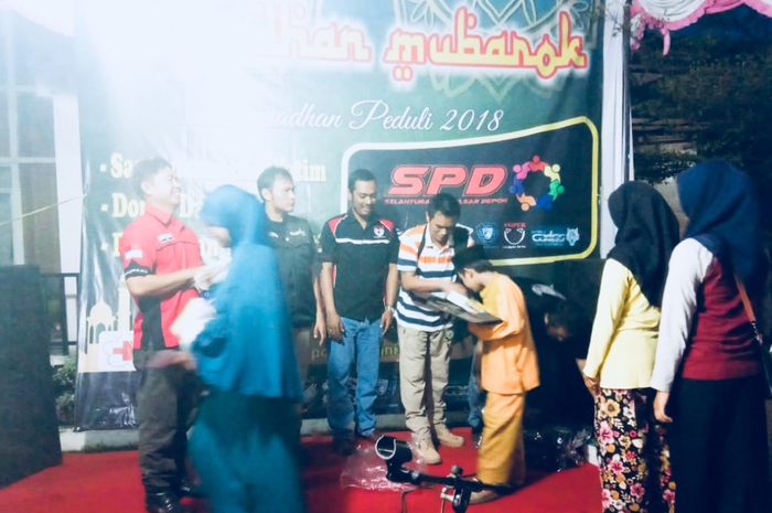 Kegiatan bakti Ramadhan oleh rekan-rekan Silaturahmi Pulsar Depok