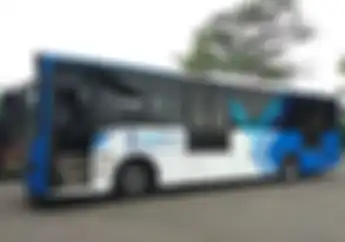 Asyik.. Setiap 10 Menit Sekali Bus Transjakarta Siap Antar Masyarakat ke OTOBURSA Tumplek Blek 2018
