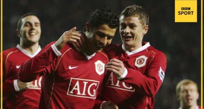 Cristiano Ronaldo dan Ole Gunnar Solskjaer melakukan selebrasi saat sama-sama berseragam Manchester United.