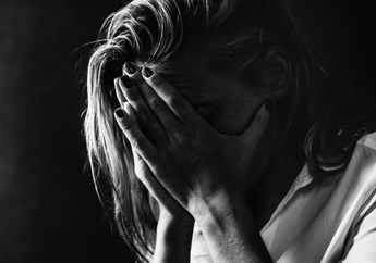 Alami Depresi, Seorang Ibu di Lampung Diduga Bunuh Kedua Anaknya yang Masih Bocah, Ada Bercak Darah di Kemaluan Korban!