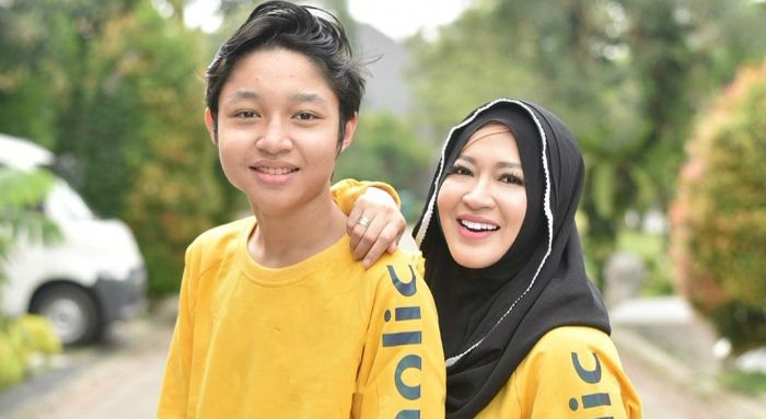 Okie Agustina dan Kiesha Alvaro